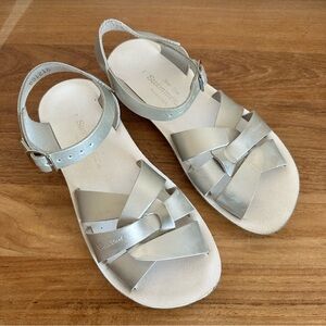 Salt Water Summer Sandals Sun San Swimmer Kids Girls Size 3 Silver Leather